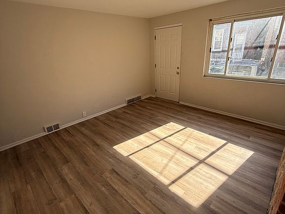 3rd image of 326 Taylor St