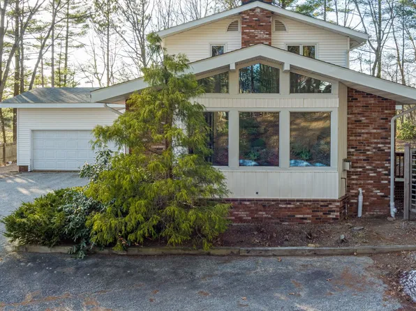 250 Gingras Avenue, Manchester, NH 03104