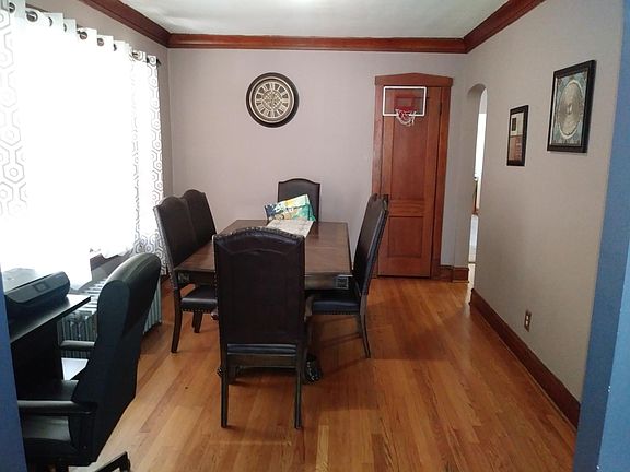 3rd image of 4113 W Barry Ave Floor 2