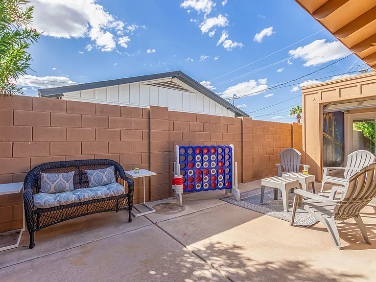8208 E Weldon Ave — Photo 20