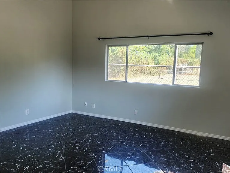 17251 Gresham St — Photo 9