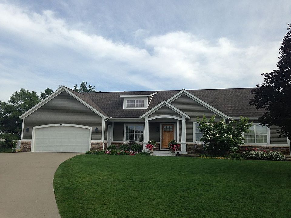 1st image of 850 E Bluff Ct