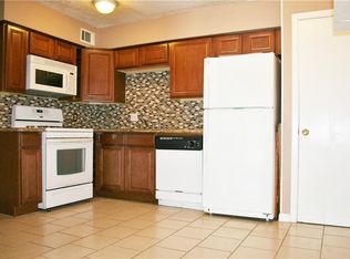 2801 Skyway Cir APT 104, Austin, TX 78704