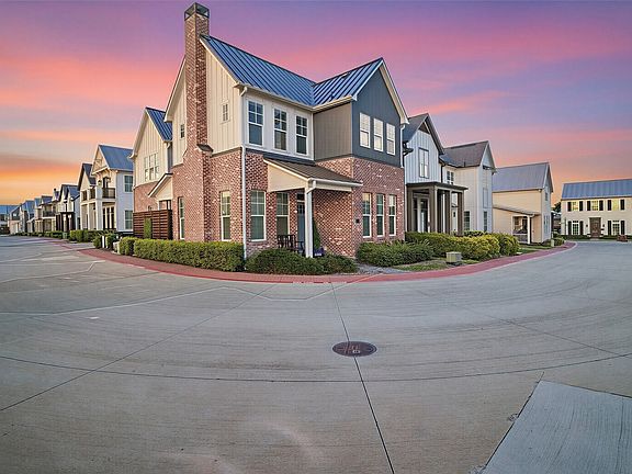 4th image of 720 Wooster Ln