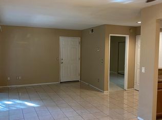 1110 W Blaine St APT 207, Riverside, CA 92507