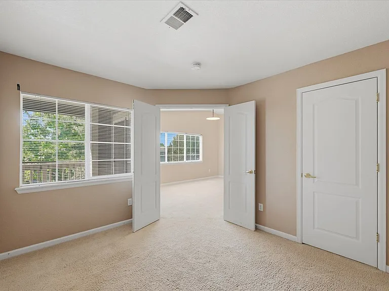 1420 Whitehall Dr #A — Photo 15