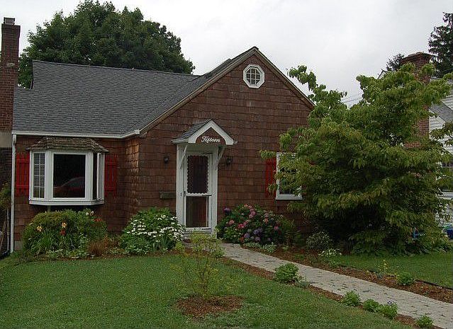 1st image of 15 Whelan Ave