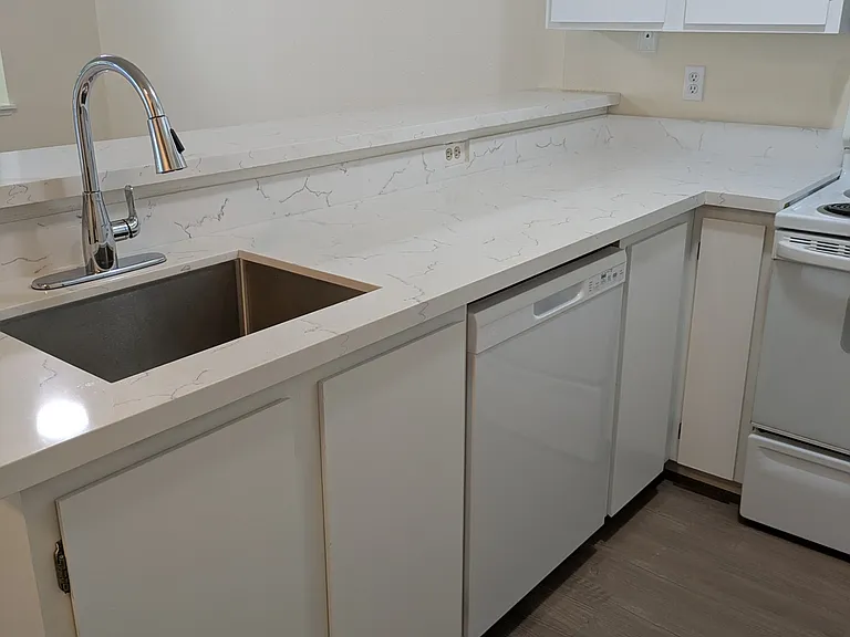 29 Etruria St #B-305 — Photo 6