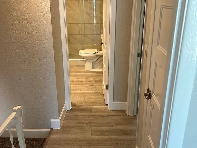 3306 Hill St — Photo 18