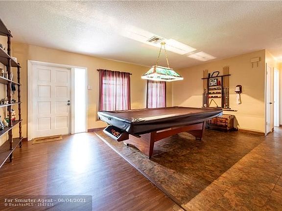 5th image of 11140 NW 36th Ct