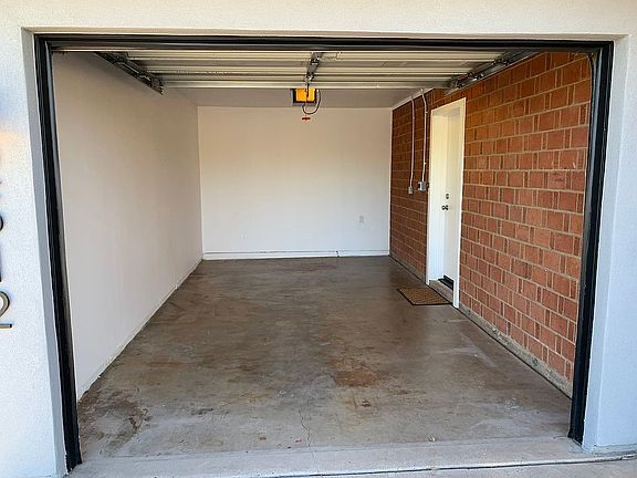 3rd image of 2312 N 84th Pl