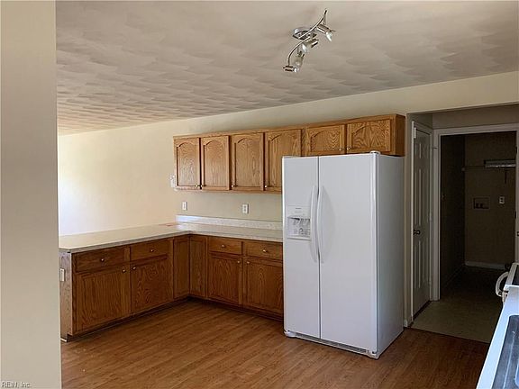 5th image of 111 W 31st St