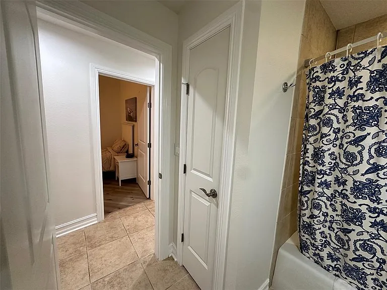 13941 Clubhouse Dr #315 — Photo 22
