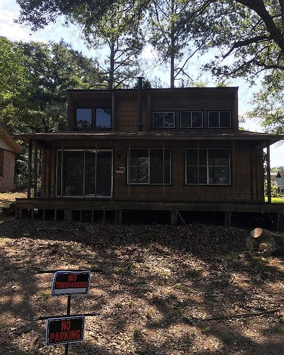 1st image of 102 Oak Acres Dr S