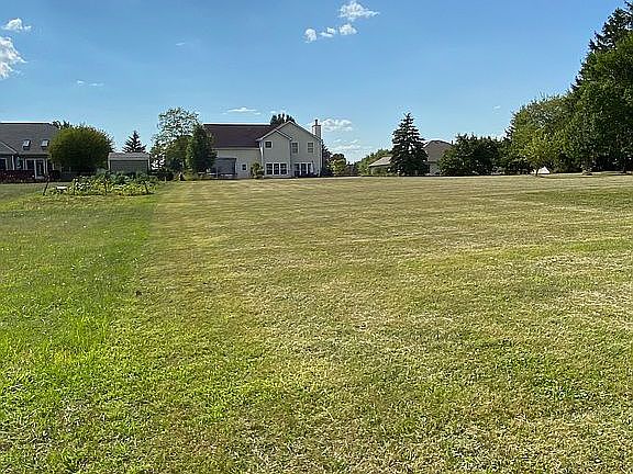 East line face West.