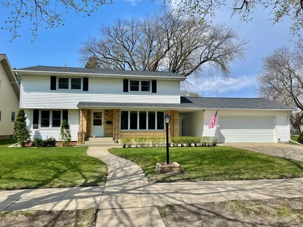 328 N O'Connell Ave, Springfield, MN 56087