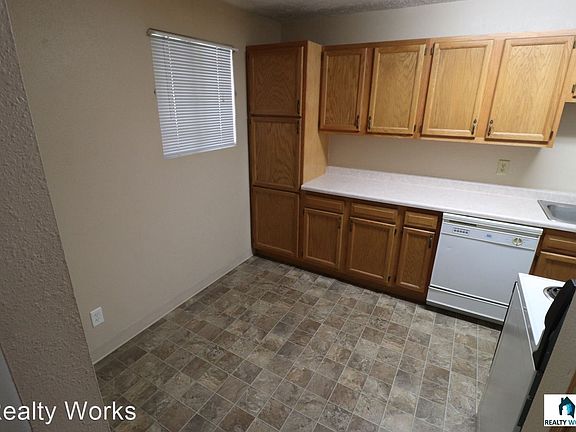 3rd image of 2220 C St #6