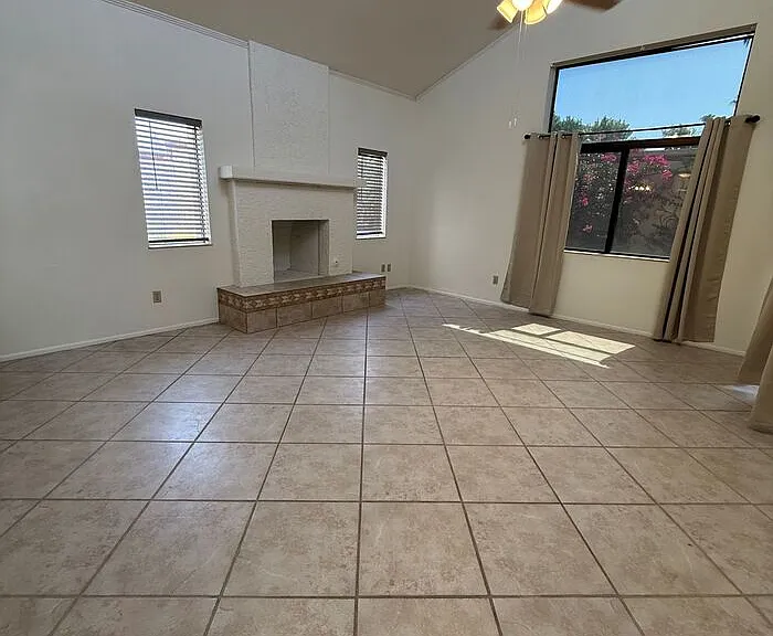 2290 N Camino De Esperanto — Photo 12