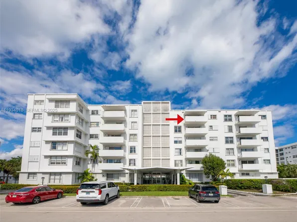 (undisclosed Address), Miami Beach, FL 33154