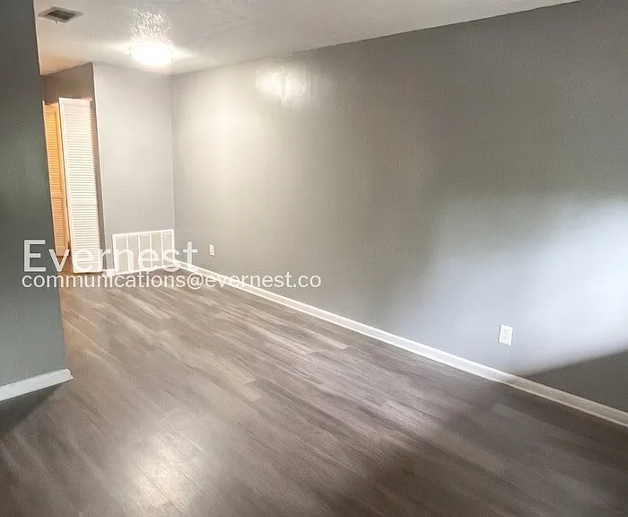 9 Meredith Ct #6 — Photo 18