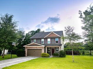 102 Medlock Pl, Jacksonville, NC 28540