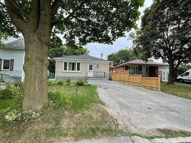 69 Madawaska Ave #MAIN F