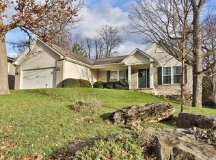 79 Forest Knoll Dr, Fenton, MO 63026