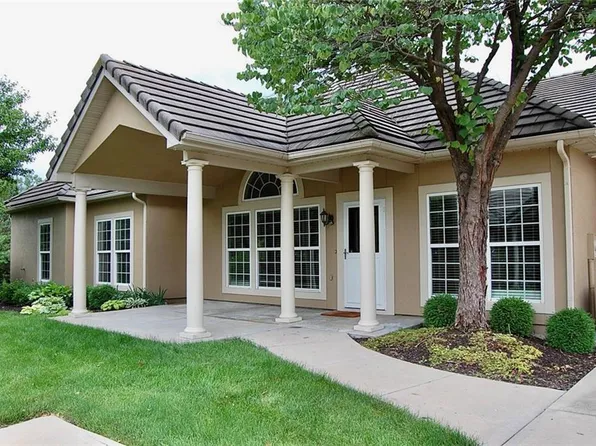 14569 Birch St, Leawood, KS 66224