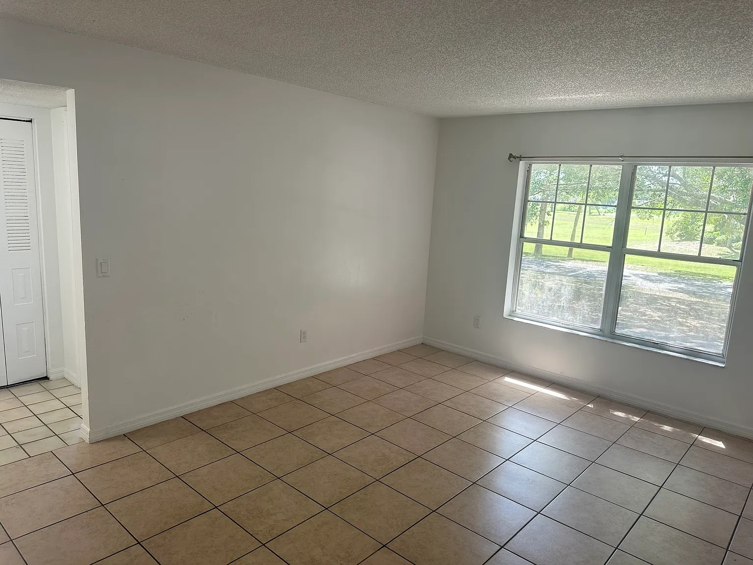 8202 Fairways Circle - B202 — Photo 2