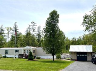 83 Stoney Robbey Rd, Fulton, NY 13069