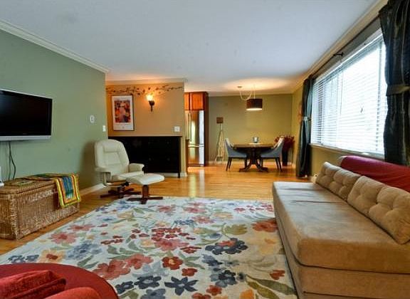 5th image of 2700 W 44th St APT 213