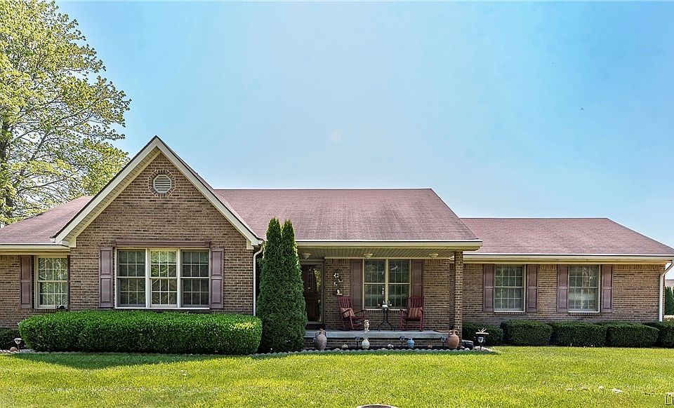 1820 Twinbrook Drive, Sellersburg, IN 47172 MLS 2023011232 Zillow