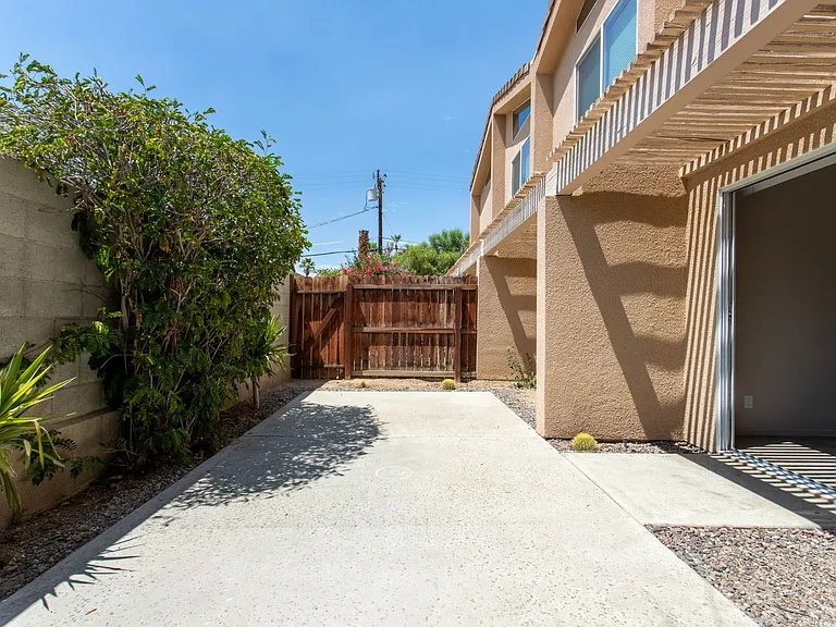 73820 Shadow Mountain Drive — Photo 54