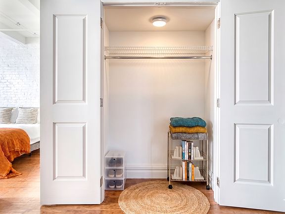 4th image of 43 W 27th St APT 7F