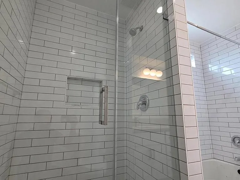 915 N Ridgewood Pl — Photo 12
