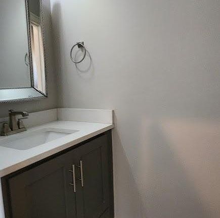 2nd image of 5503 Village Dr