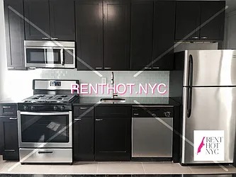 Rented by Weissman Realty