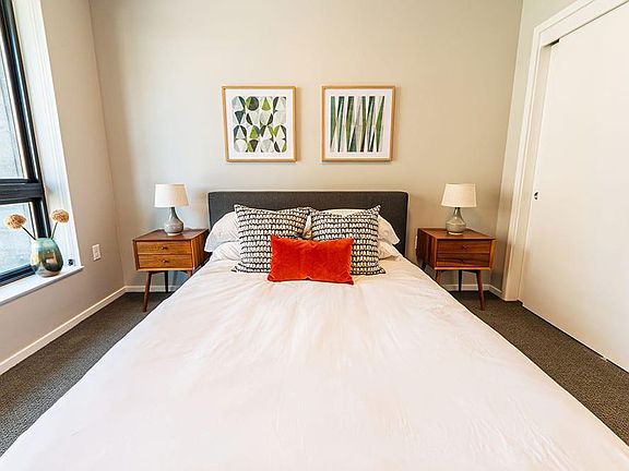5th image of 4111 E 9th Ave #704