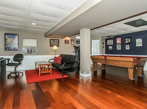 2nd image of 1258 Churchill Ct