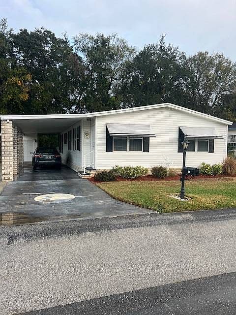 1st image of 113 E Hampton Dr