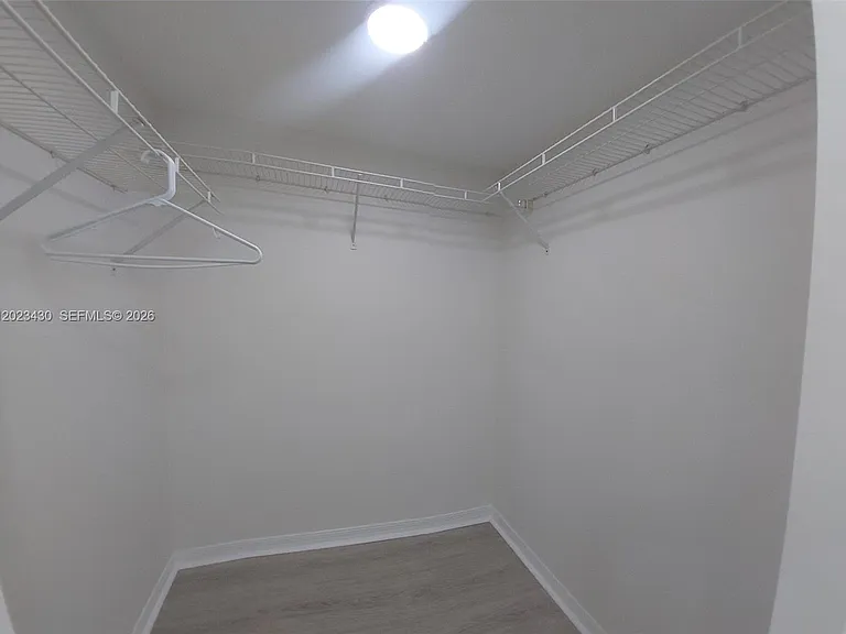 2642 Collins Ave #408 — Photo 9