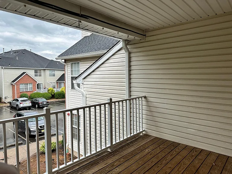 Lackland Ave — Photo 12