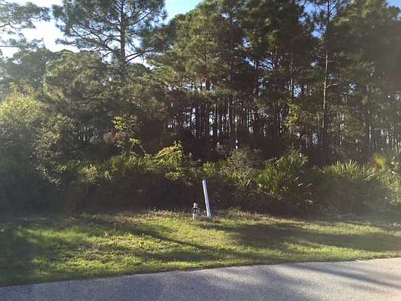 2nd image of Waters Edge Dr