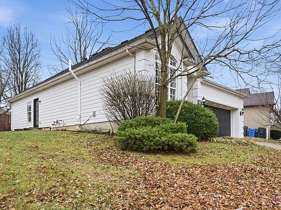 4th image of 256 Long Branch Ln