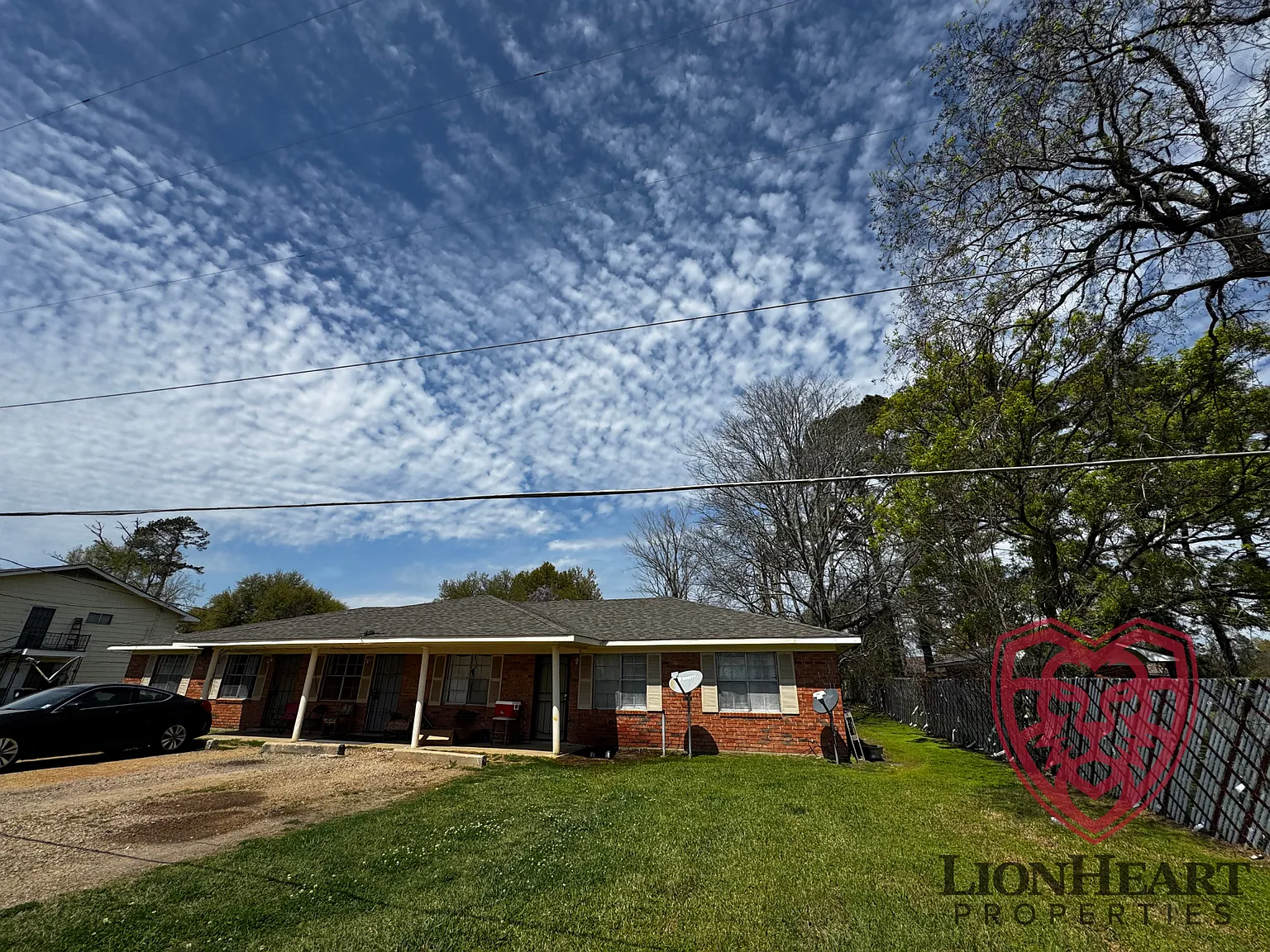 104 Jasmine St — Photo 3