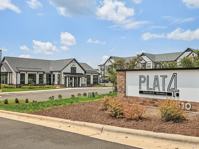 Plat 4 Research Triangle — Photo 38