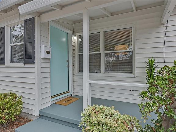 5th image of 1156 Jervis Ave