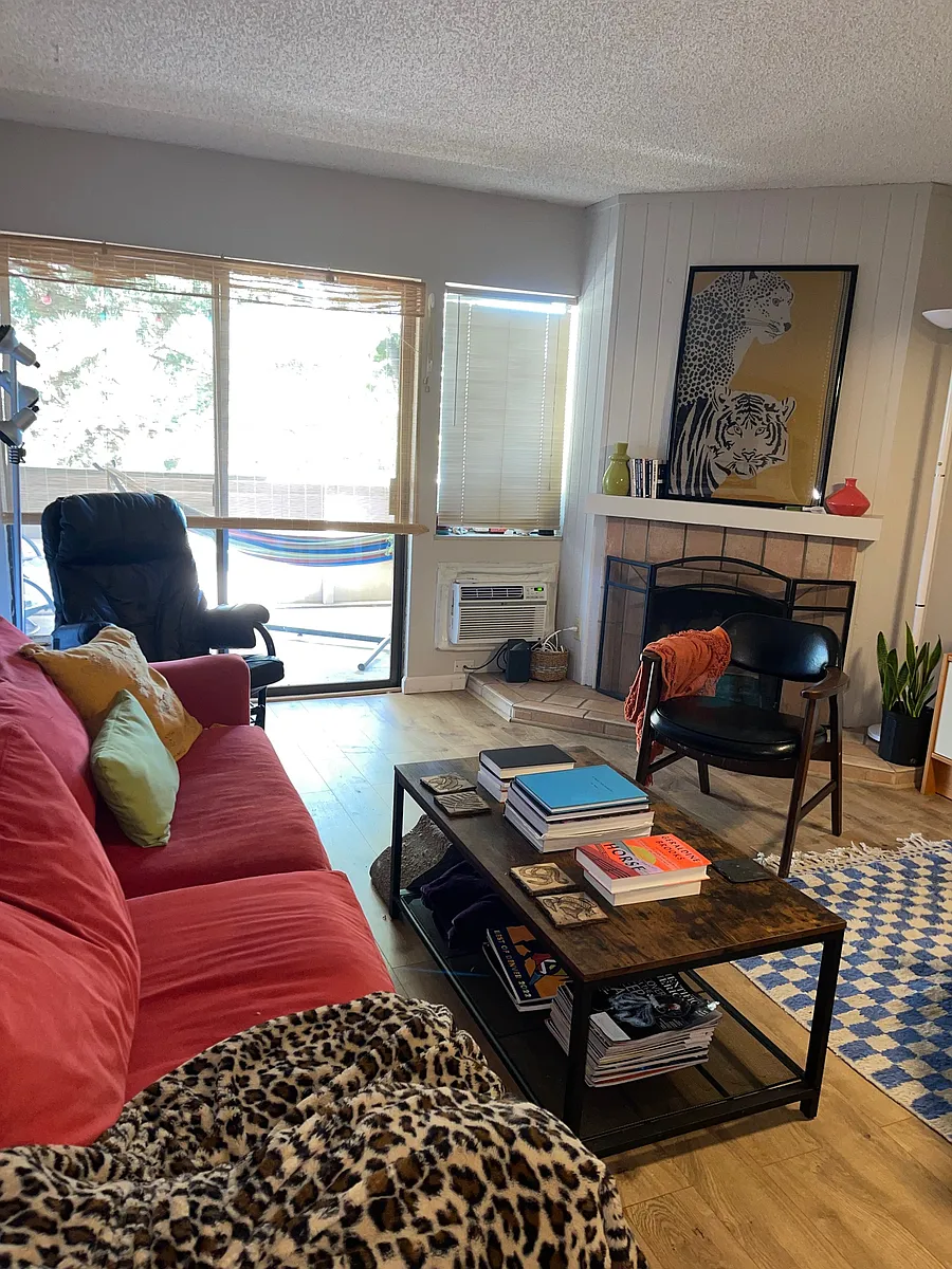 Building Photo - 3300 Bridger Trl #1
