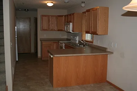 10172 Stutz Ct NE #B — Photo 4