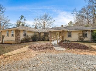 117 Old Tanglewood Trl, Hendersonville, NC 28739